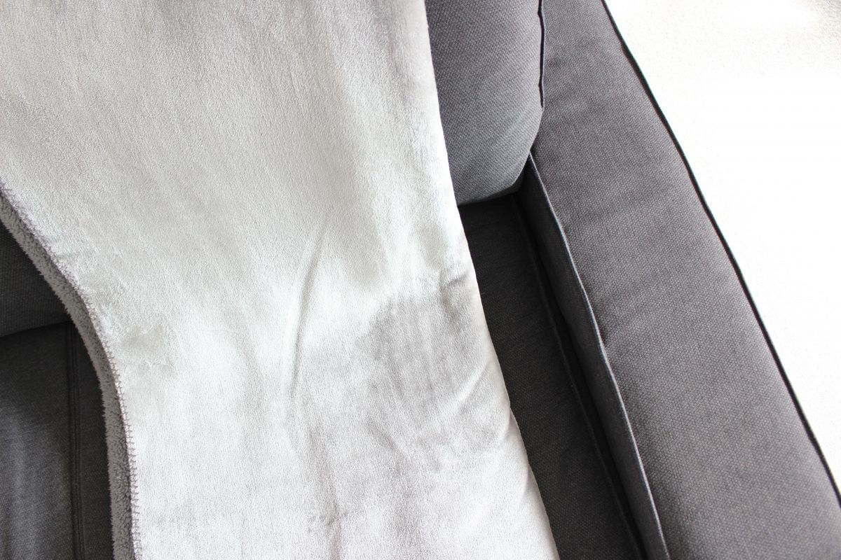 Tagesdecke auf dem Sofa