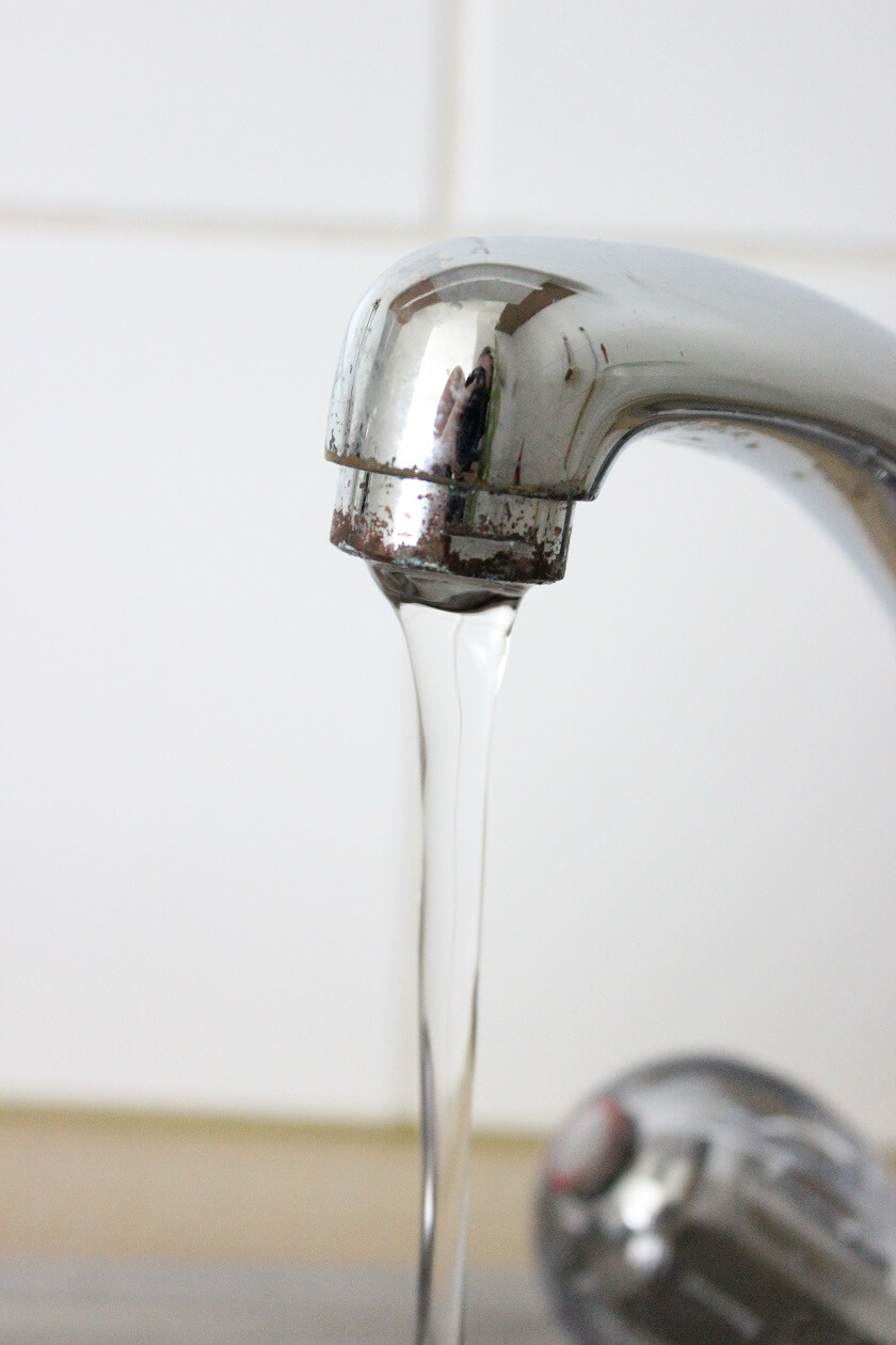Wasser aus dem Hahn